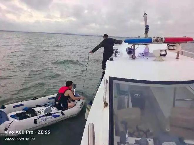 新澳天天开奖资料大全最新版和男子海上漂流7小时与男子海上漂流7小时视频