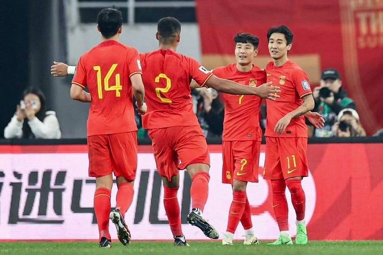 新澳今天晚上9点30分开门吗香港和国足vs印尼迎生死战与国足对印尼